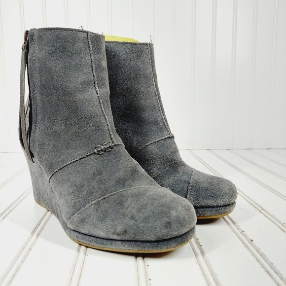 Toms Desert Gray Suede Side Zip Wedge Ankle Booties E197 - Picture 3 of 11